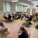 Uczniowie podczas egzaminu na kartę rowerową