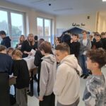 Uczniowie podczas wyborów SU