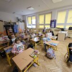 Uczniowie podczas zajęć warsztatowych