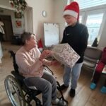 Uczniowie z wizytą w DPS